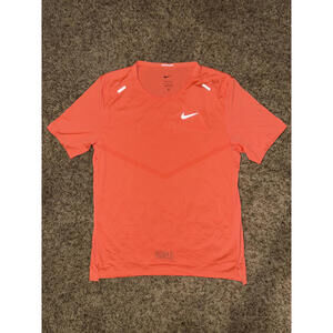 Nike Rise 365 Men's Dri-FIT Short-Sleeve Running Top Sample